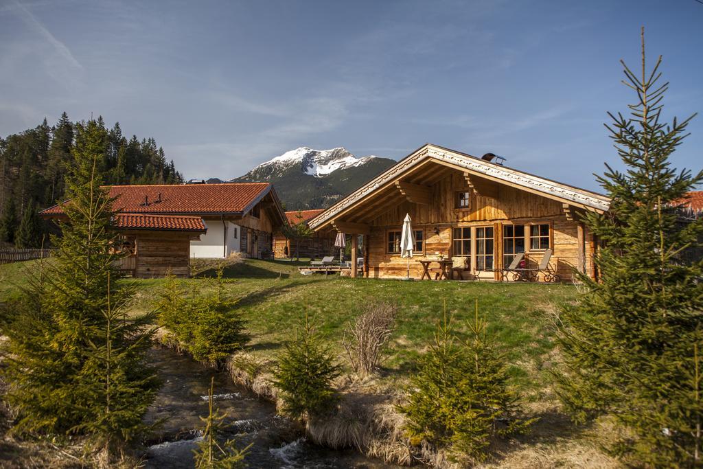 Hotel Laposch - Dein Bergaway à Biberwier Extérieur photo
